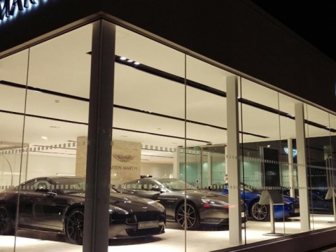 CONCESIONARIO ASTON MARTIN